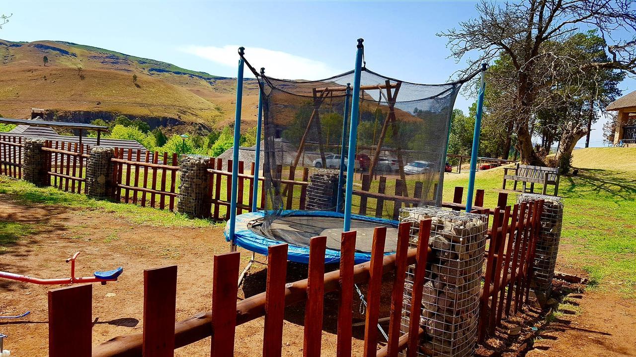 Villa 124 Fairways Drakensberg Gardens à Underberg Extérieur photo