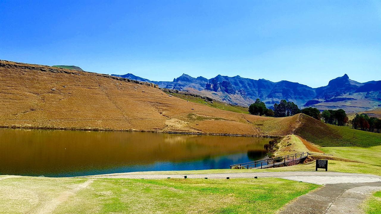 Villa 124 Fairways Drakensberg Gardens à Underberg Extérieur photo
