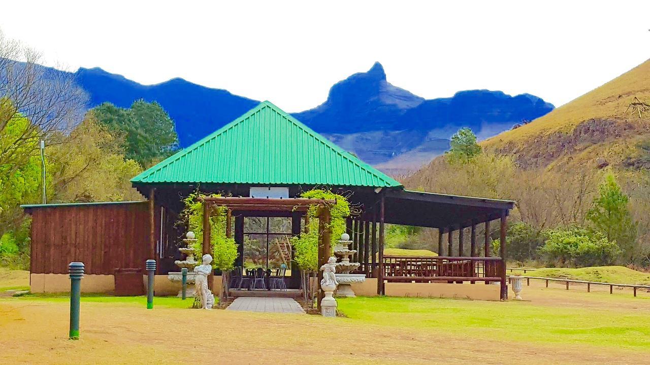 Villa 124 Fairways Drakensberg Gardens à Underberg Extérieur photo